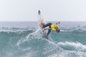 Imagem: Santa Cruz Pro Junior arrancou na Praia do Mirante